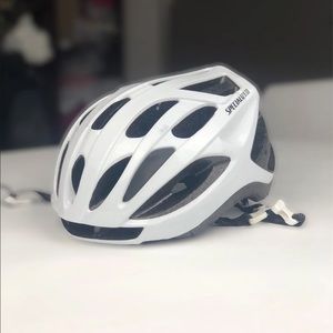 Align specialized cycling helmet size M/L